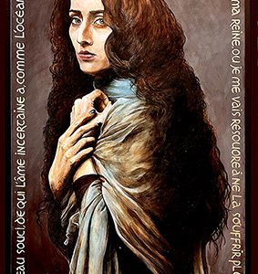 Portrait de femme rousse aux cheveux longs, regard tourné, texte intégré autour